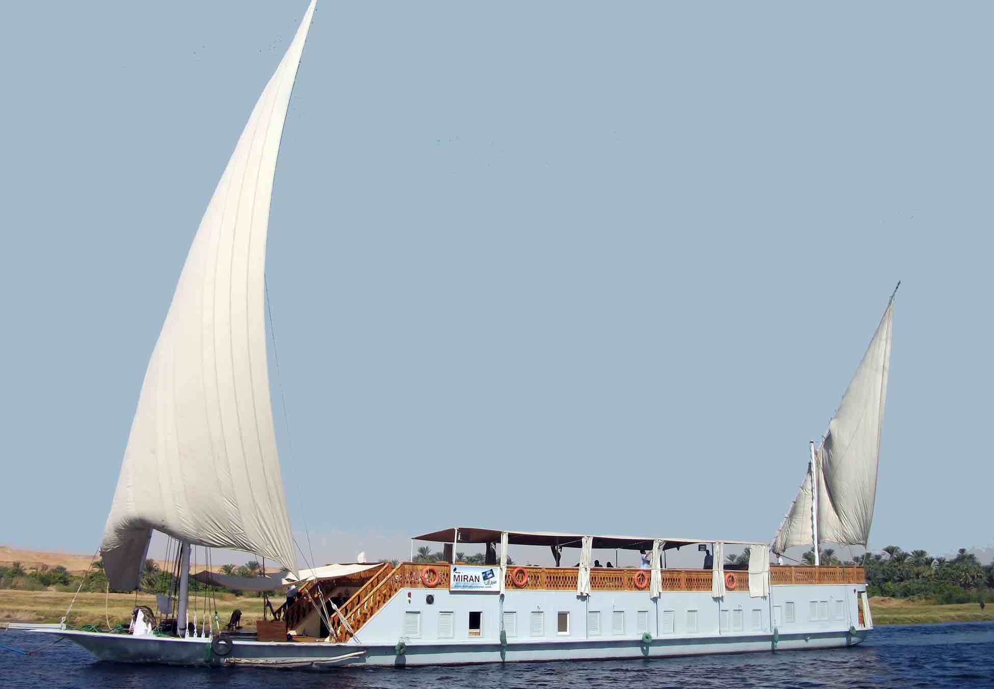Dahabiya Nile Sailing, Luxury Nile Cruise Tour