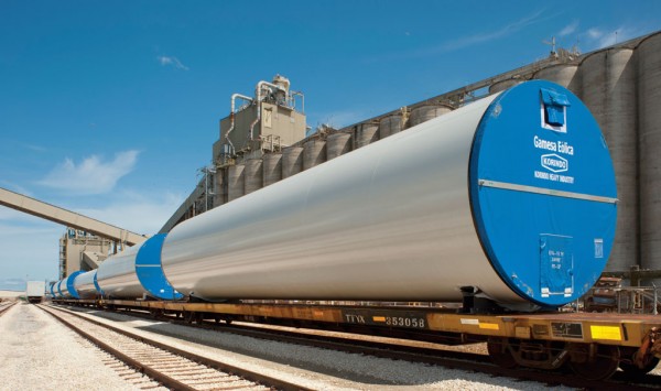 Moves of wind energy components continue to highlight cargo activity at the Port of Galveston.