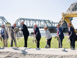 https://www.ajot.com/images/uploads/article/Amtrak-Connecticut-River-Bridge-Groundbreaking.jpg