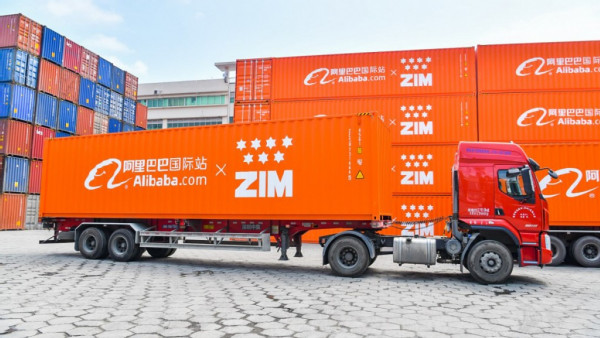 https://www.ajot.com/images/uploads/article/Branded_containers_with_ZIM__Alibabacom_logos_marking_the_cooperation_agreement1.jpg