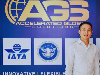 https://www.ajot.com/images/uploads/article/Chris_Zheng%2C_Founder_of_SpeedX.jpg