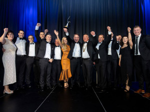 https://www.ajot.com/images/uploads/article/Combilift-Team_2024_Exporter-of-the-Year-Awards.jpg