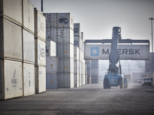 https://www.ajot.com/images/uploads/article/Refrigerated_Containers_at_the_Port_of_Wilmington.jpg