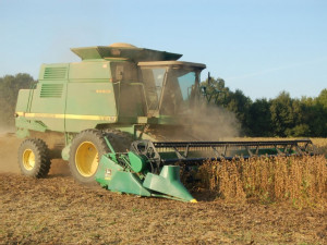 https://www.ajot.com/images/uploads/article/soybean_crop_harvester.jpg