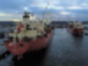 https://www.ajot.com/images/uploads/article/753-FMT_large_terminal_at_Port_of_Hamilton_on_Lake_Ontario_FedNav.png